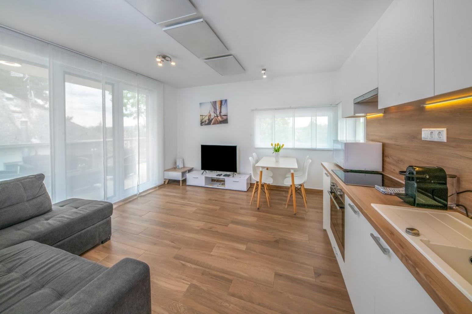 Anchor Apartman By Hellobalatonlelle Exterior photo