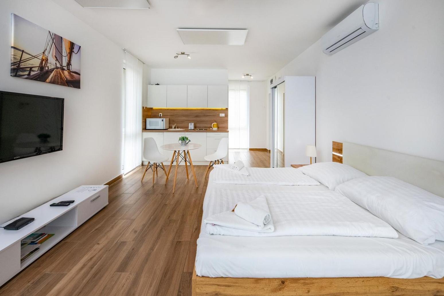 Anchor Apartman By Hellobalatonlelle Exterior photo
